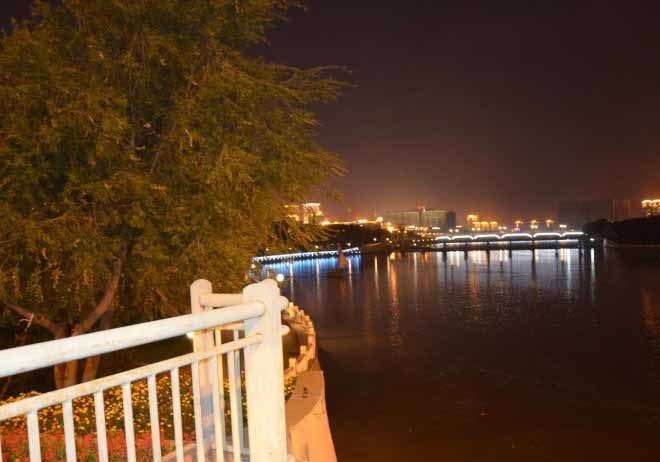 長春夜景.jpg
