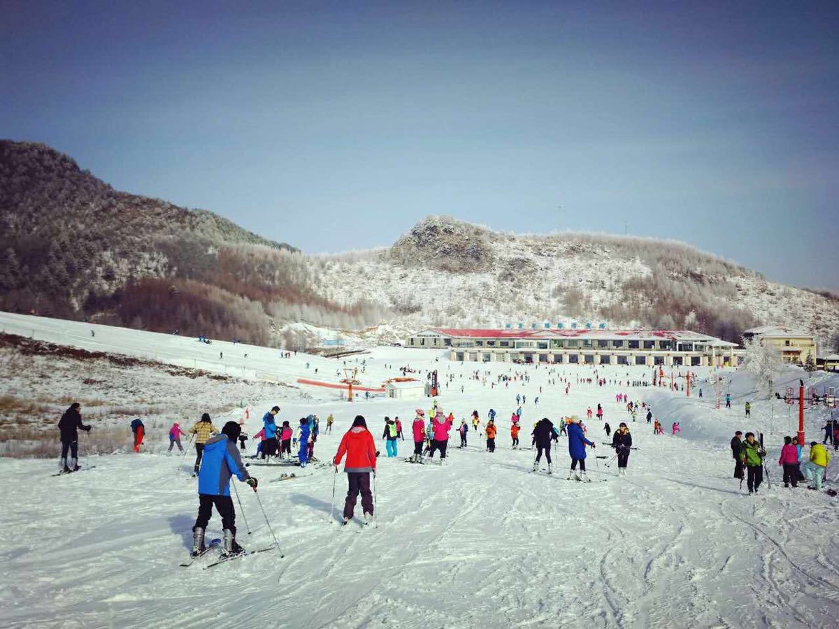 神農架滑雪4.jpg